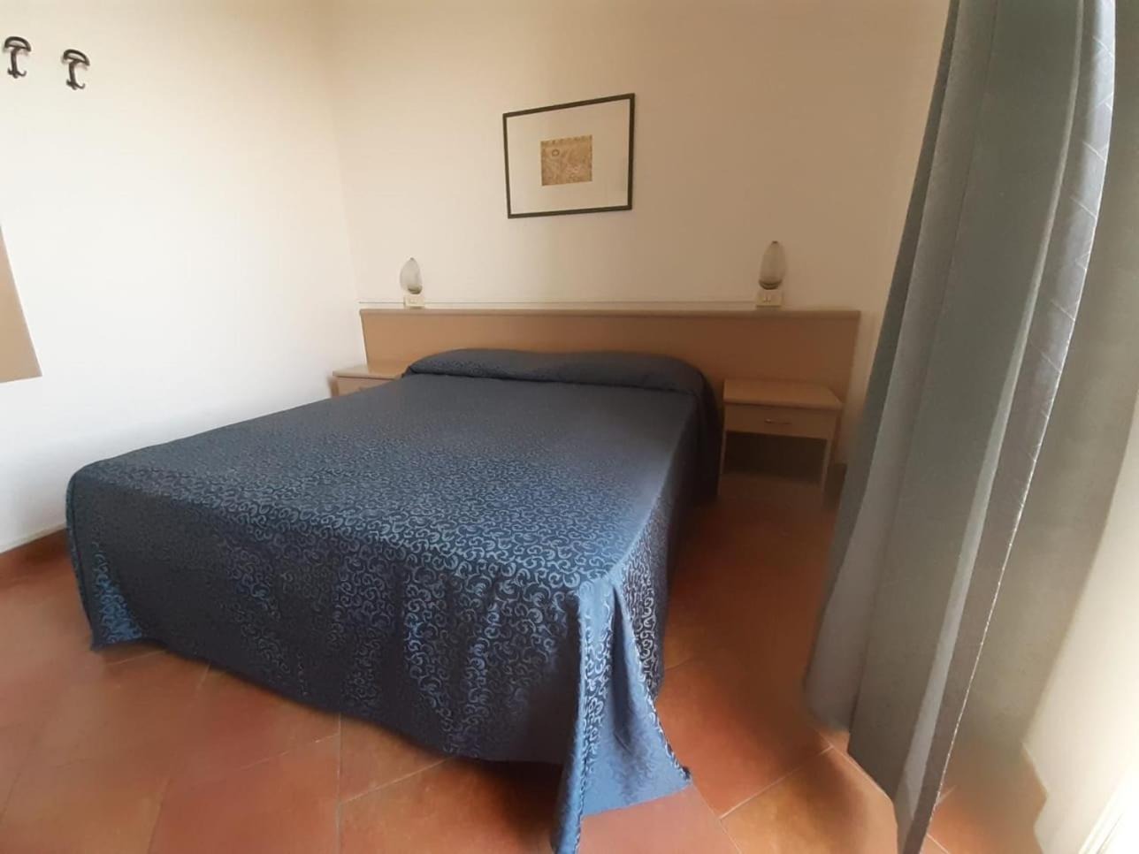 Hotel Salsedine " 5 Mt From The Beach ! " Rimini Dış mekan fotoğraf