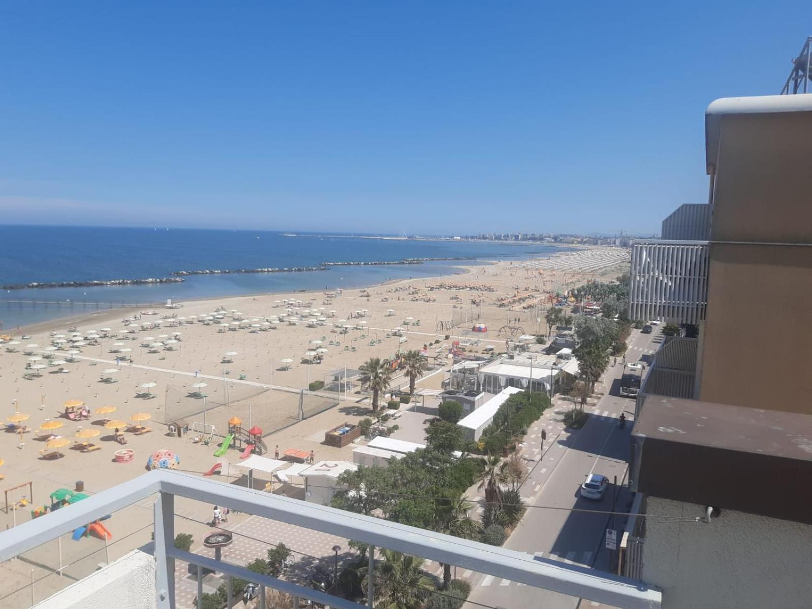 Hotel Salsedine " 5 Mt From The Beach ! " Rimini Dış mekan fotoğraf