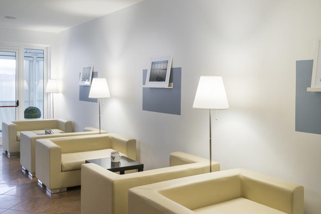 Hotel Salsedine " 5 Mt From The Beach ! " Rimini Dış mekan fotoğraf